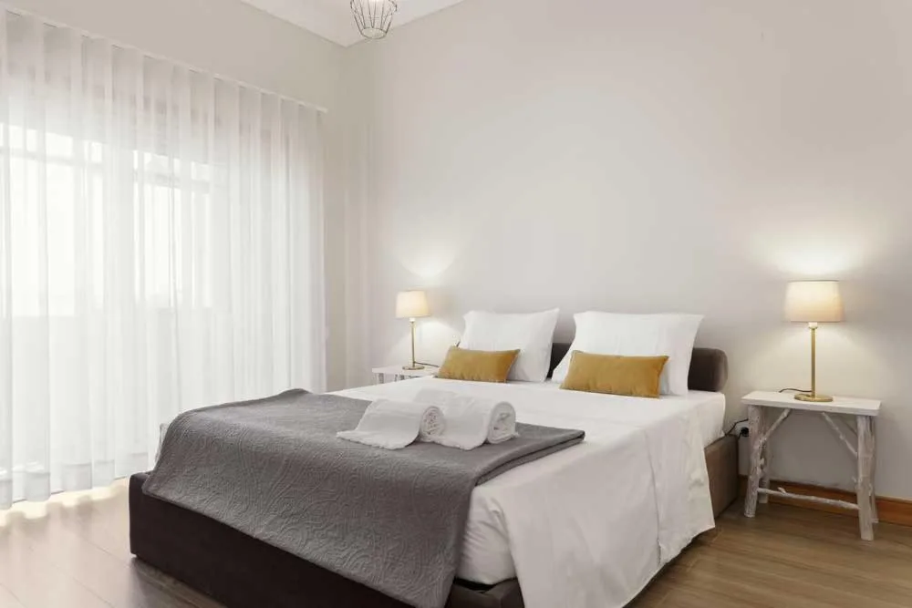 Dhigurah Tourist Hotel is offering accommodation in Dhigurah. Each accommodation at the 3-star hotel has island views, and guests can enjoy access to free bikes and to a garden.