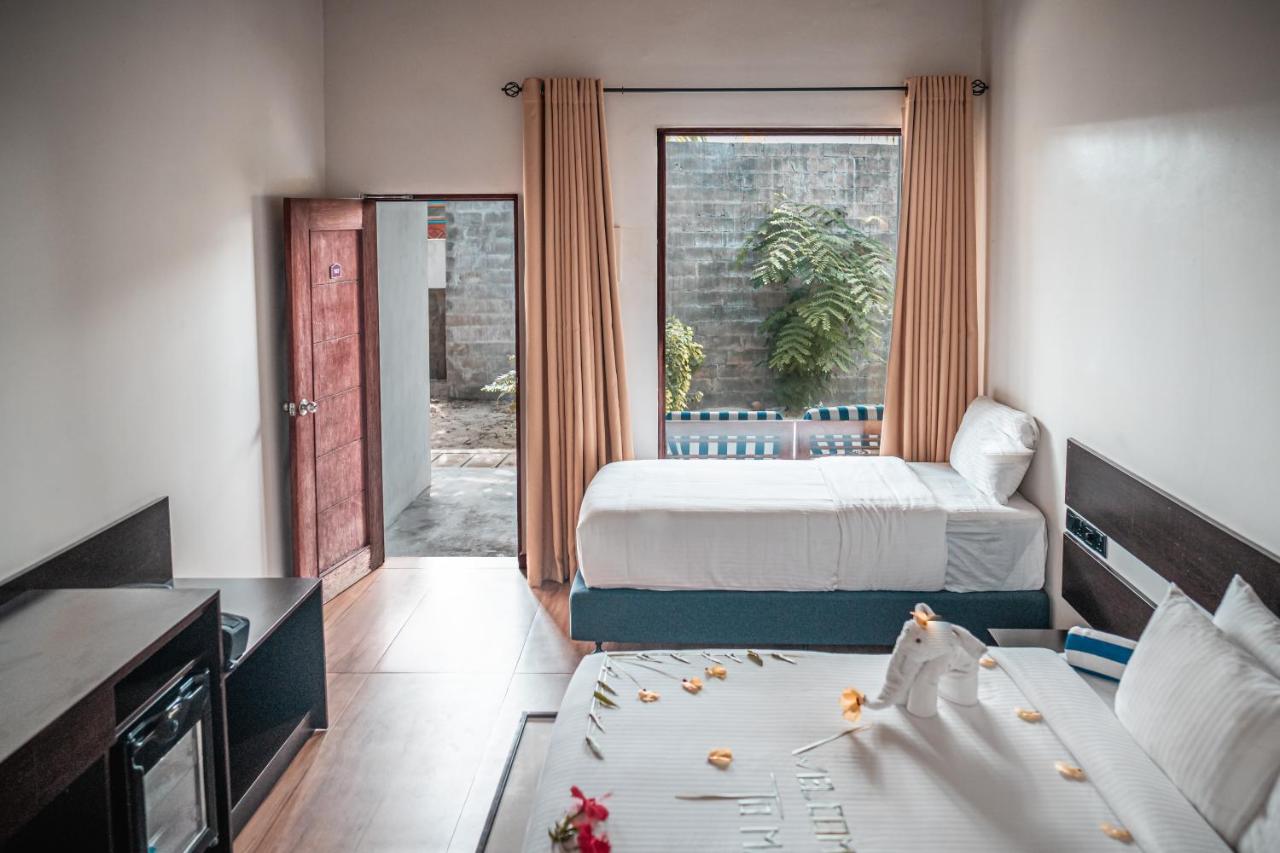 Madi Giri Guest House is a recently renovated guest house in Maalhos, where guests can make the most of its private beach area and garden.