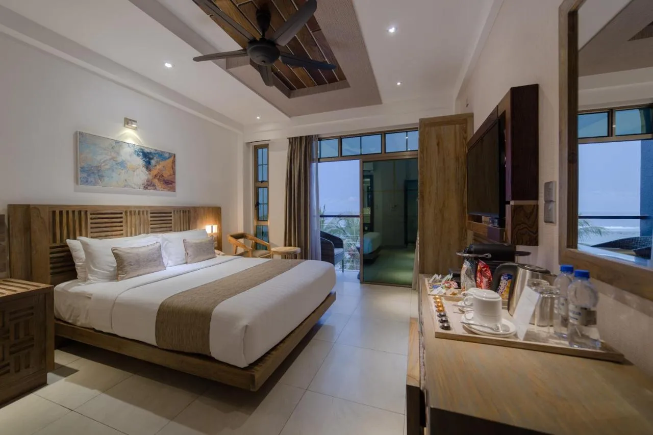 Discover value and comfort at Hotel Ocean Grand. This centrally located hotel provides easy access to Hulhumalé's beaches, shops, and restaurants.