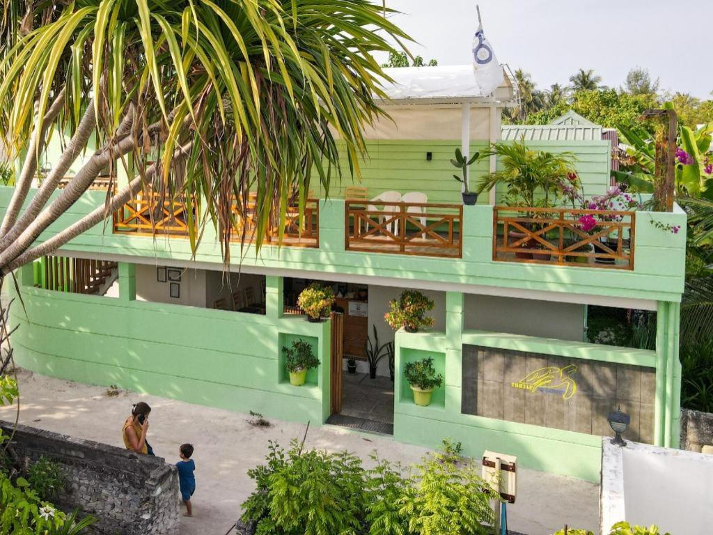 Dive into adventure at Turtle Maldives! This guesthouse caters to diving enthusiasts with easy access to renowned dive sites and experienced guides.